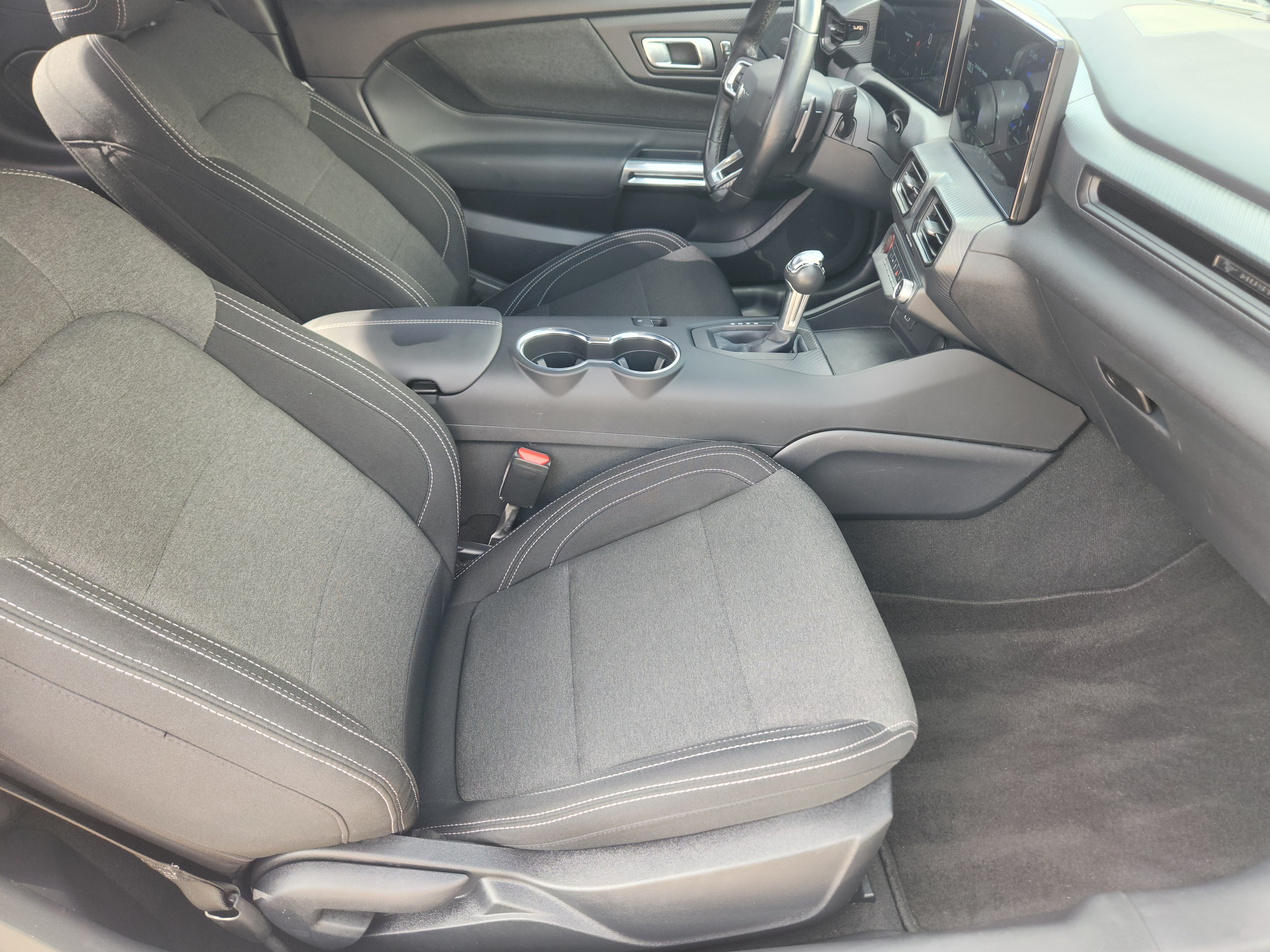 Used 2025 Ford Mustang GT RWD image 10