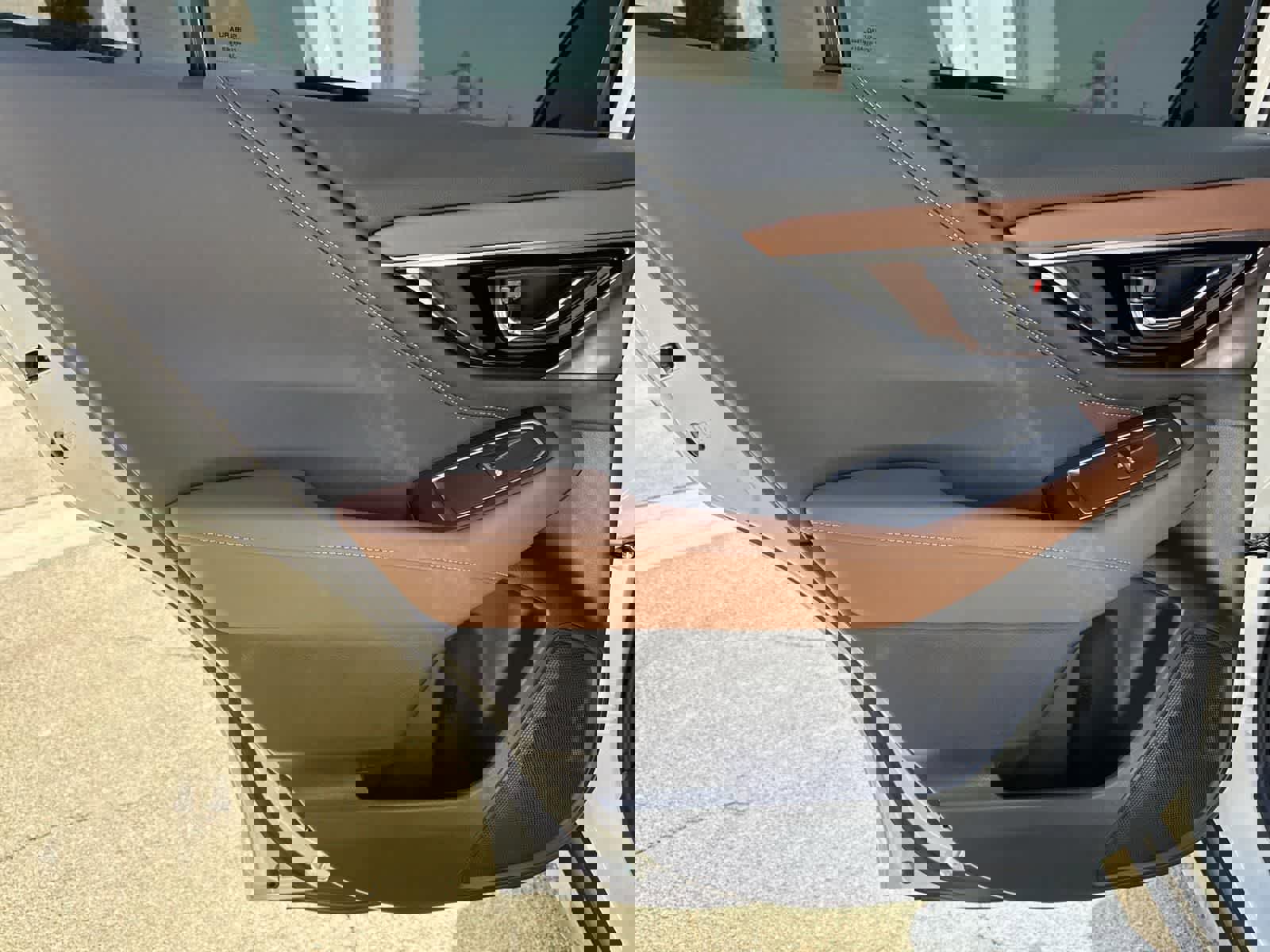 Used 2025 Subaru Outback Touring XT image 25