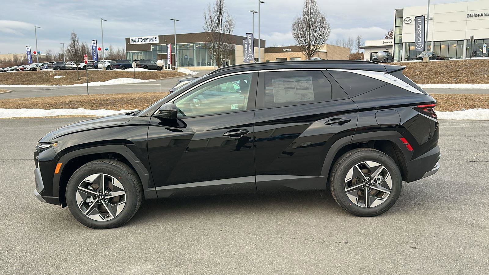 New 2025 Hyundai Tucson SEL image 11