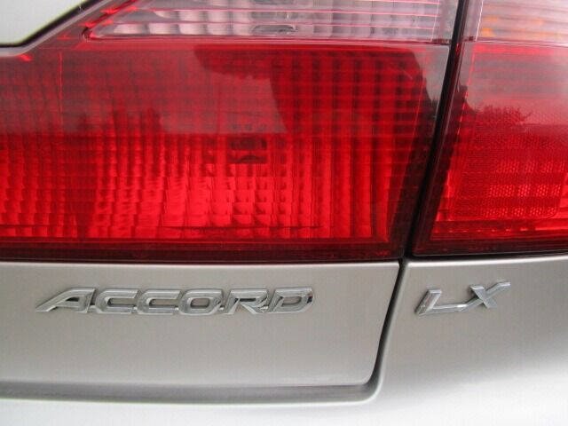 Used 1999 Honda Accord LX image 24