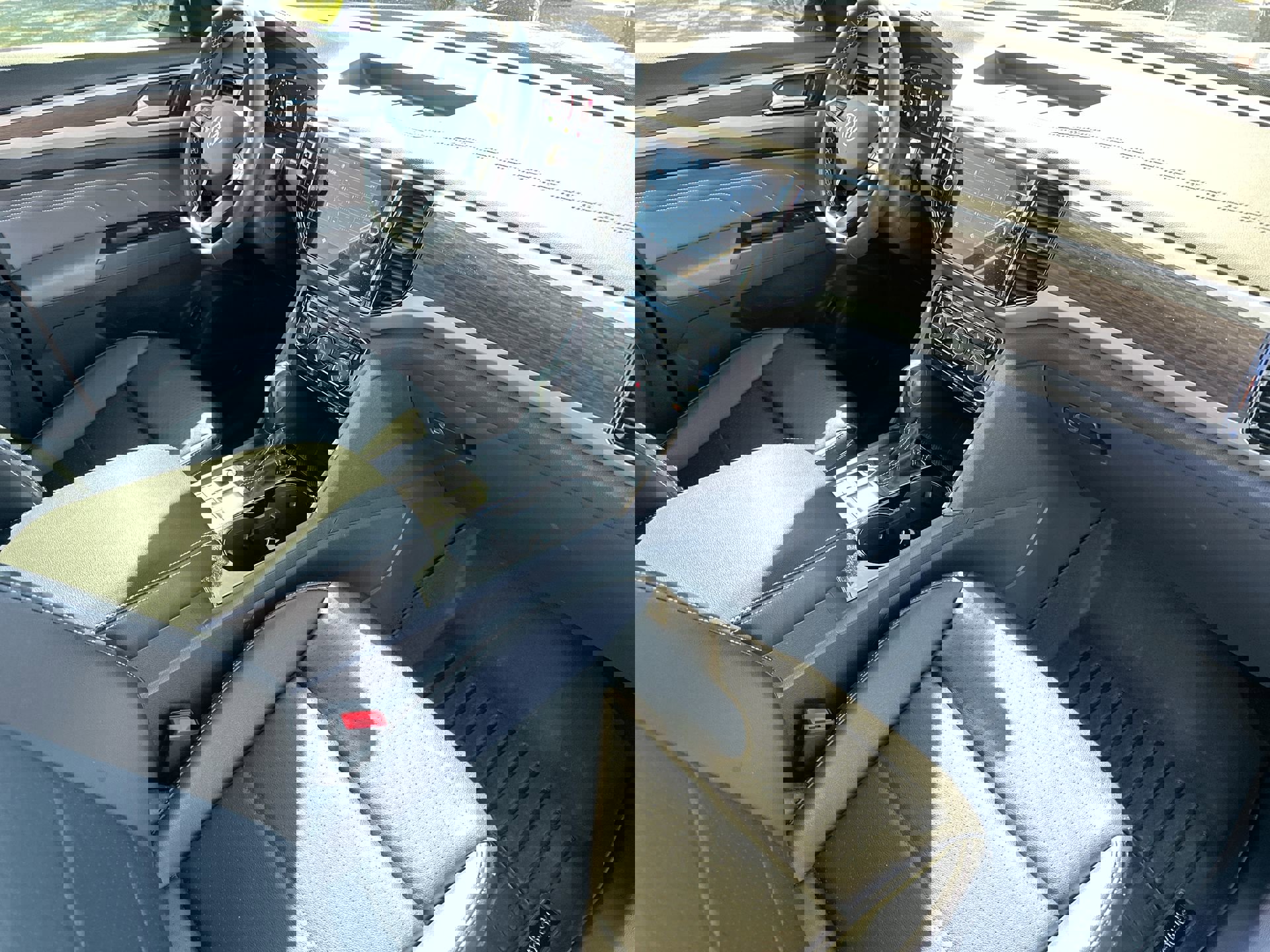 Used 2022 Volkswagen Atlas SE image 11