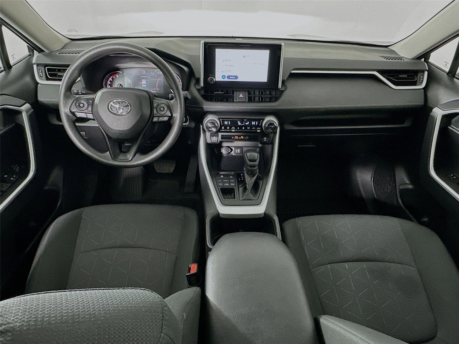 Used 2025 Toyota RAV4 XLE image 29