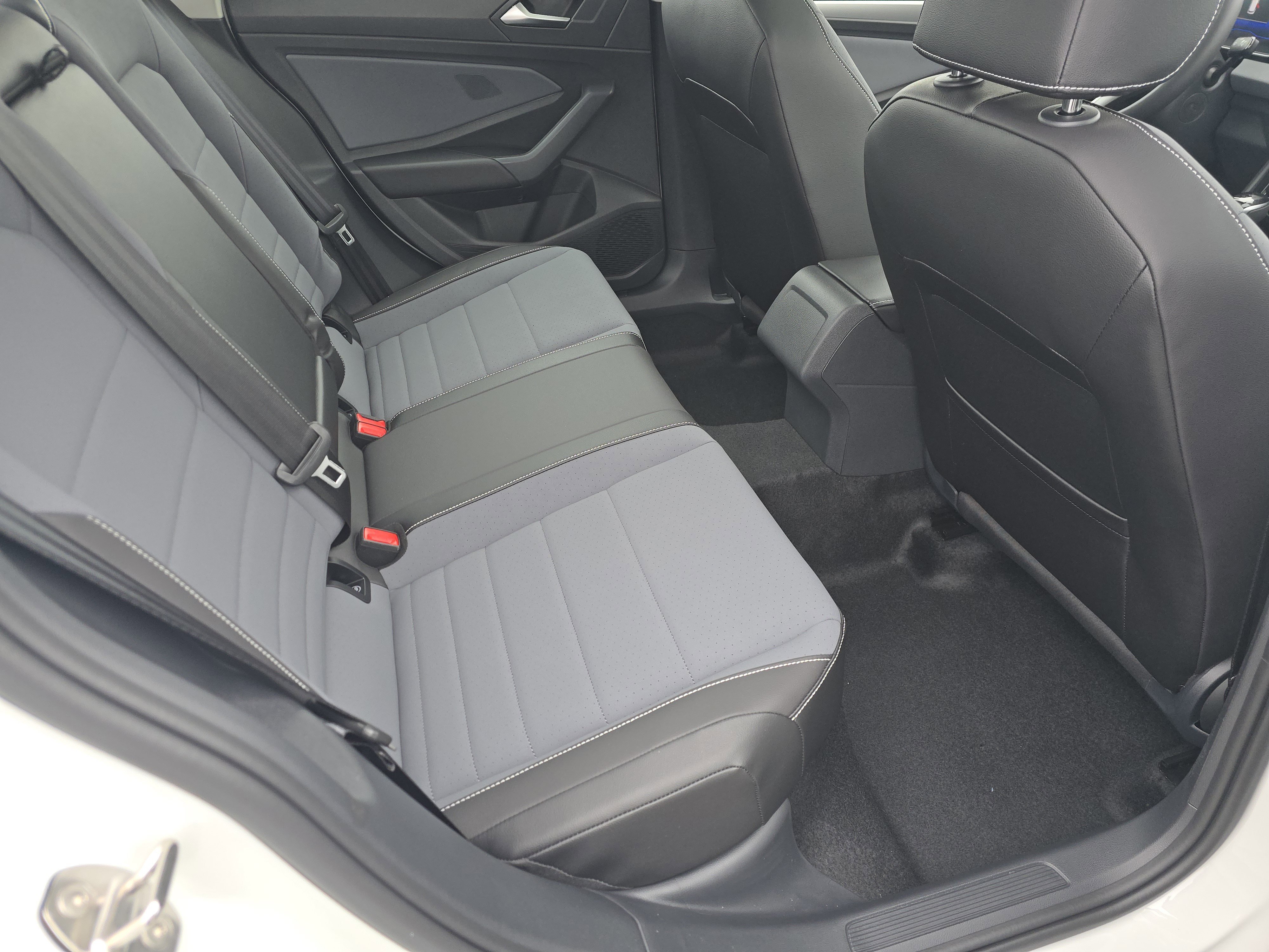 New 2026 Volkswagen Jetta SE image 16