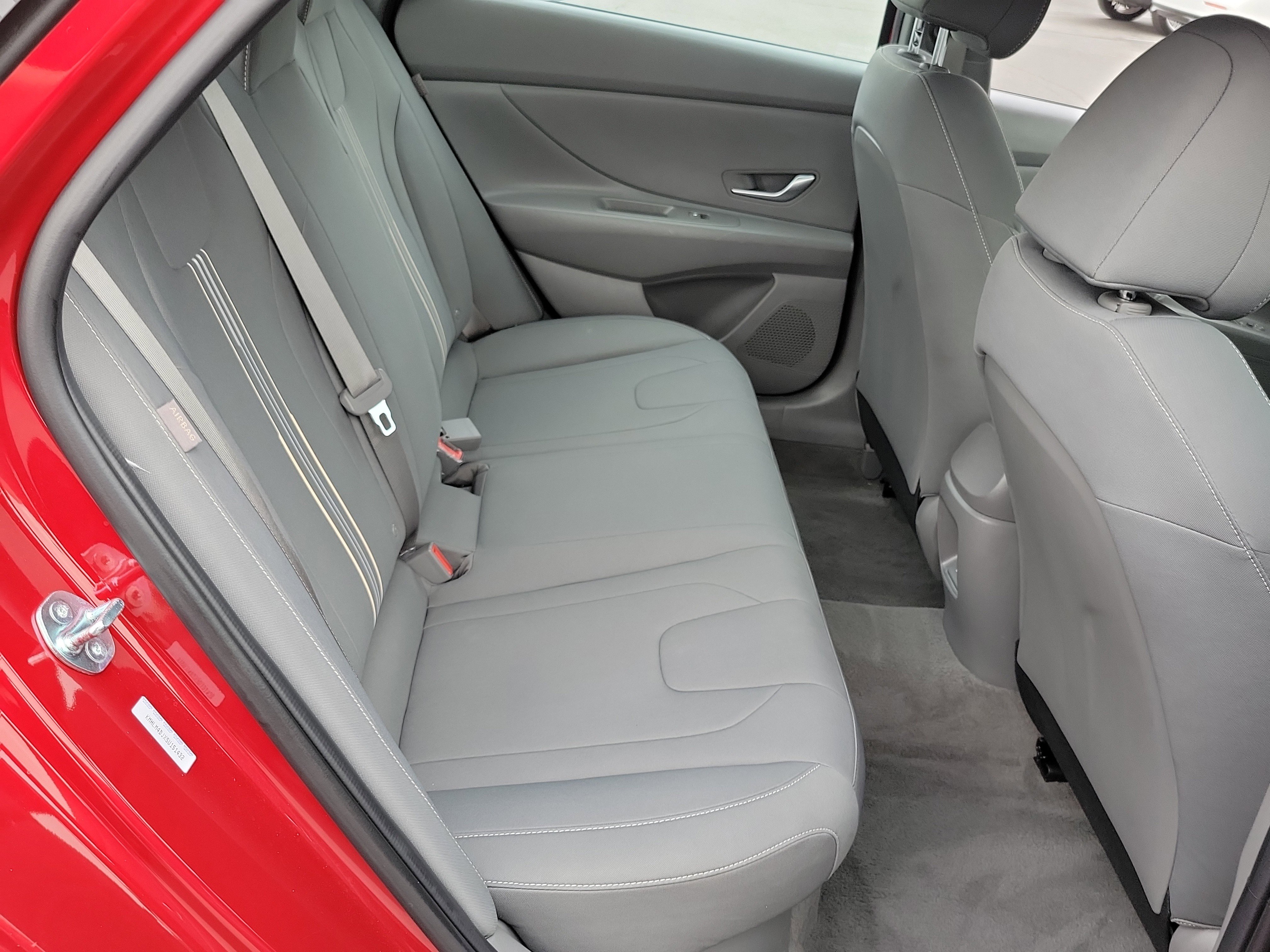 Certified 2025 Hyundai Elantra Hybrid FWD image 24