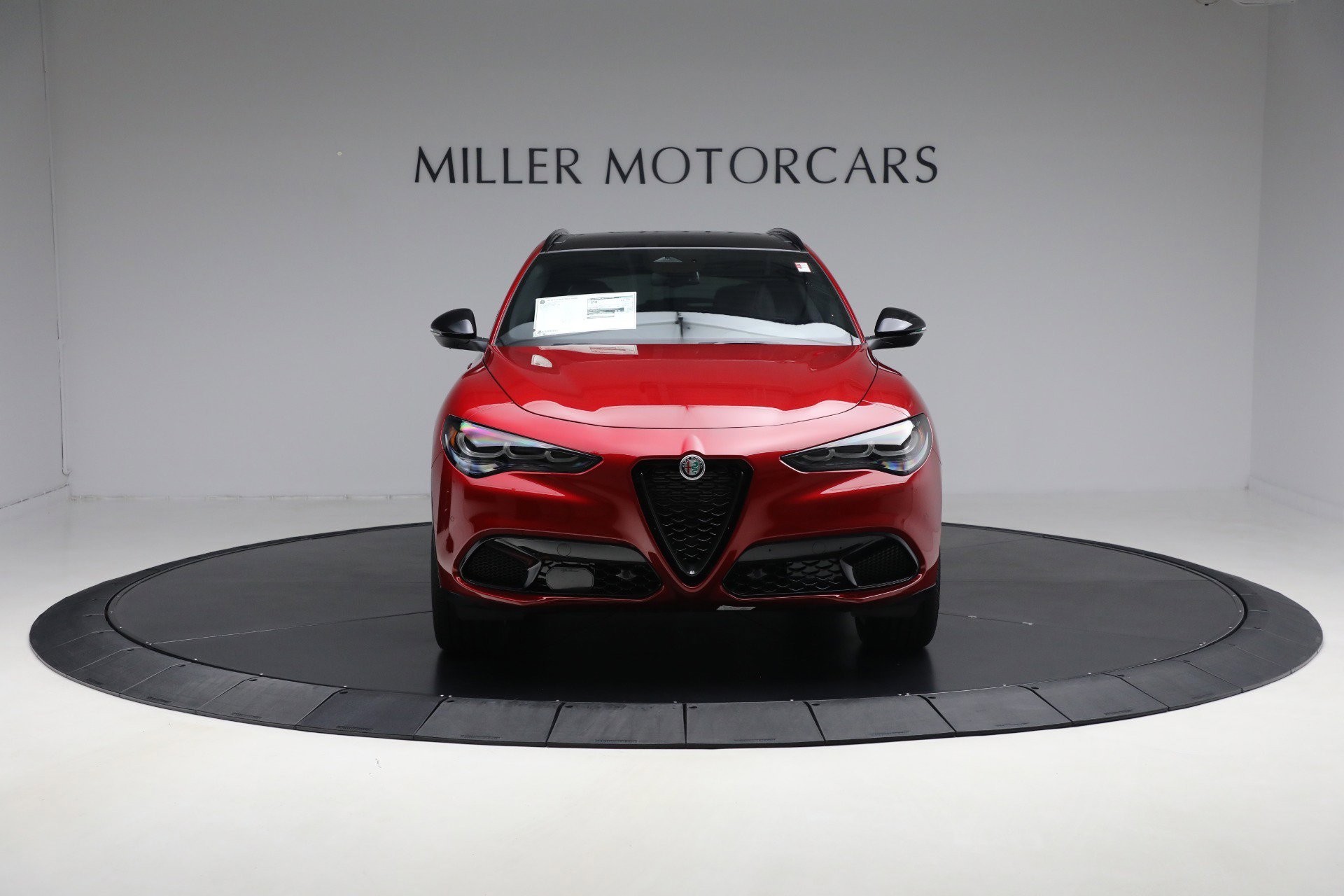 New 2025 Alfa Romeo Stelvio Sprint image 12