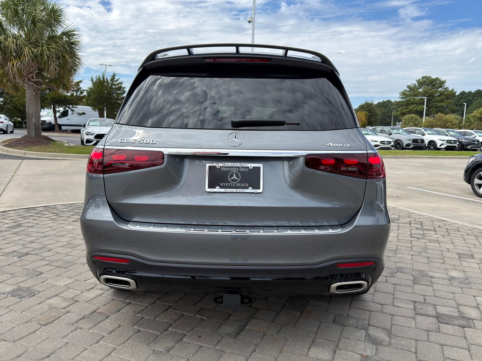 New 2026 Mercedes-Benz GLS 580 4MATIC image 10