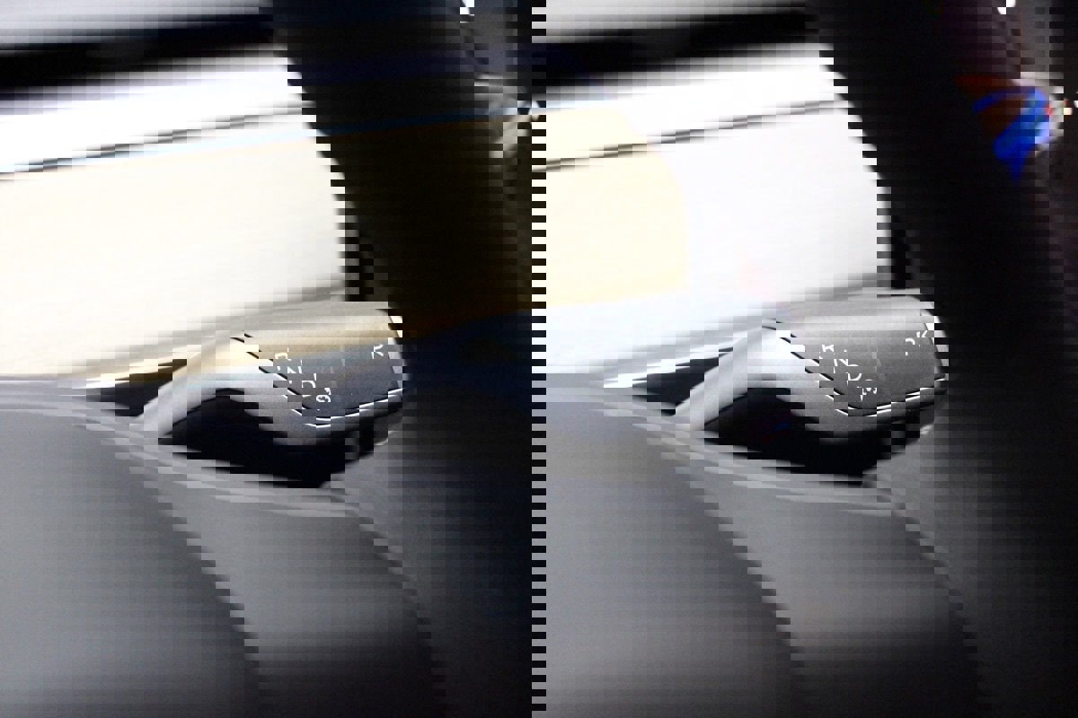 Used 2024 Tesla Model Y Performance image 42