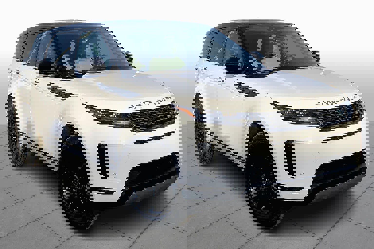 New 2026 Land Rover Range Rover Evoque S AWD/4WD image 2