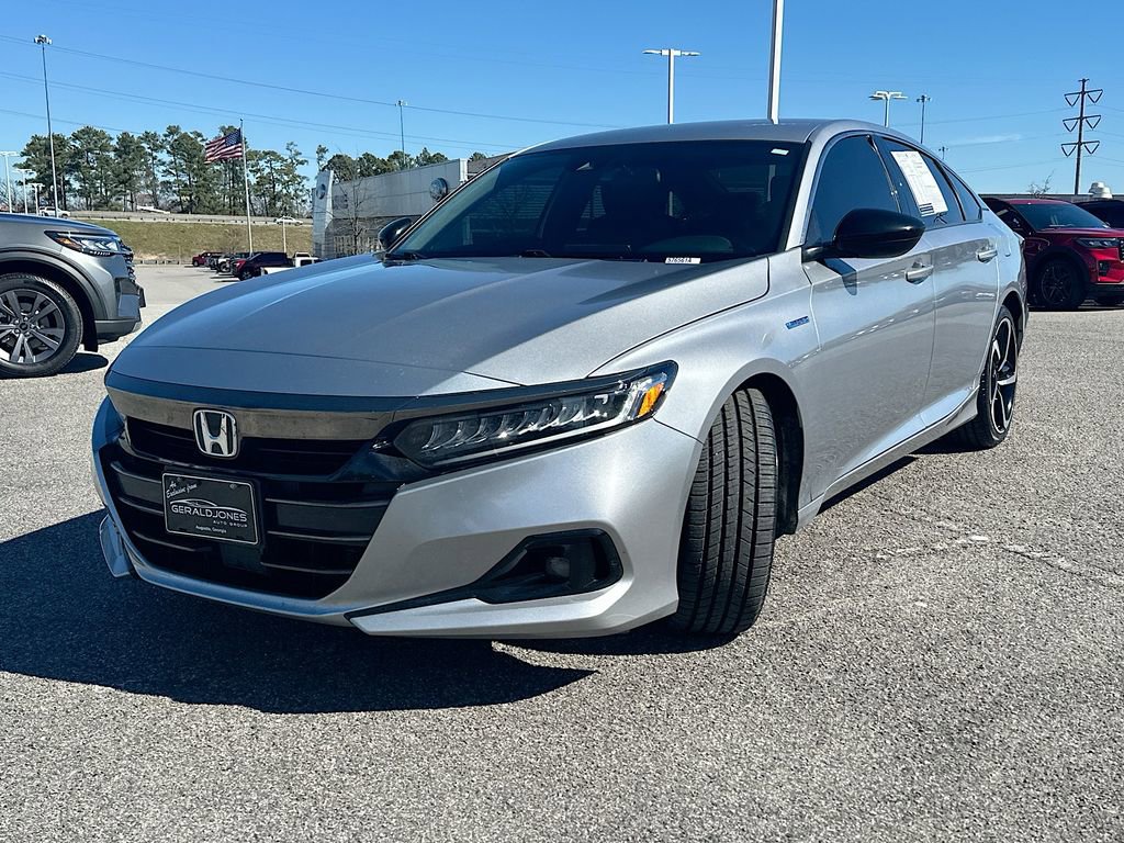 Used 2022 Honda Accord Sport image 2