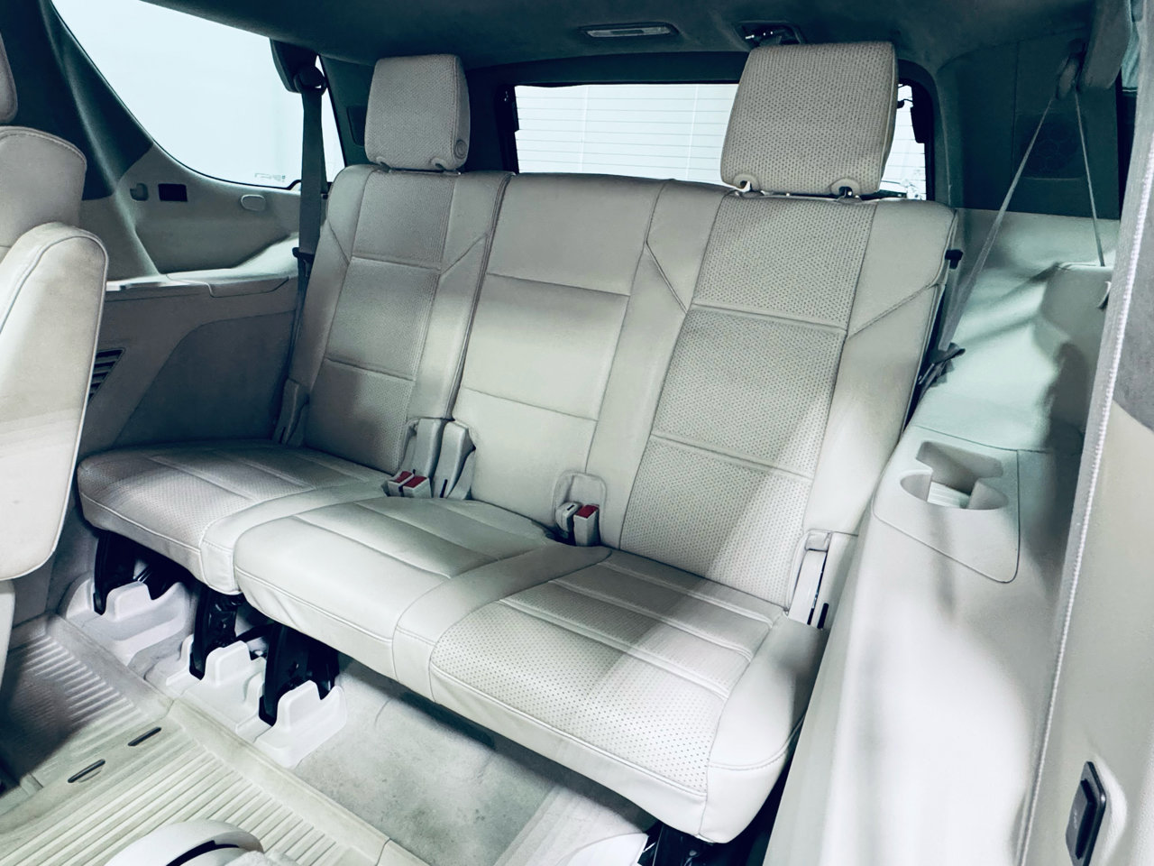 Used 2022 Cadillac Escalade Sport Platinum w/ Heavy-Duty Trailer Package image 39