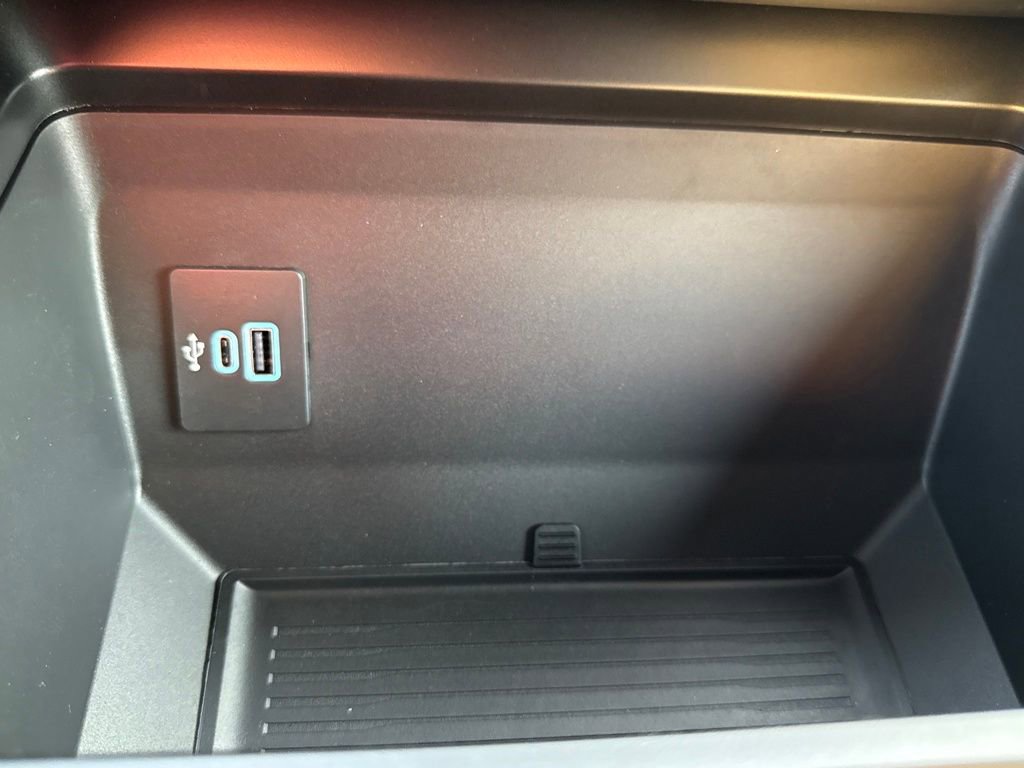 New 2026 Ford F350 XLT w/ XLT Premium Package image 32