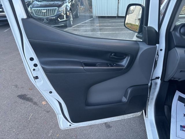 Used 2015 Nissan NV200 S w/ Cruise Control Package image 11