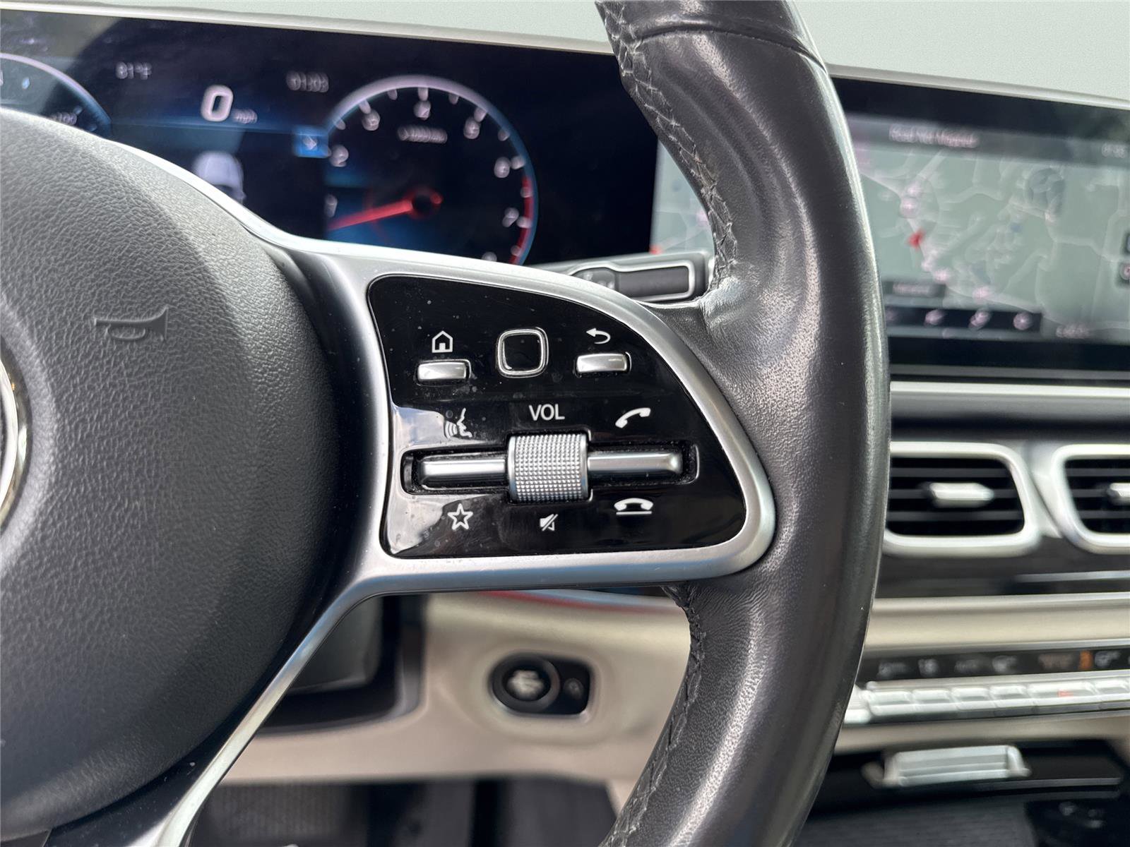 Used 2020 Mercedes-Benz GLE 350 4MATIC image 41