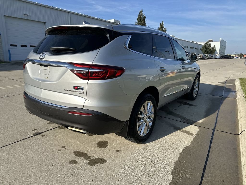 Used 2019 Buick Enclave Premium AWD/4WD image 12