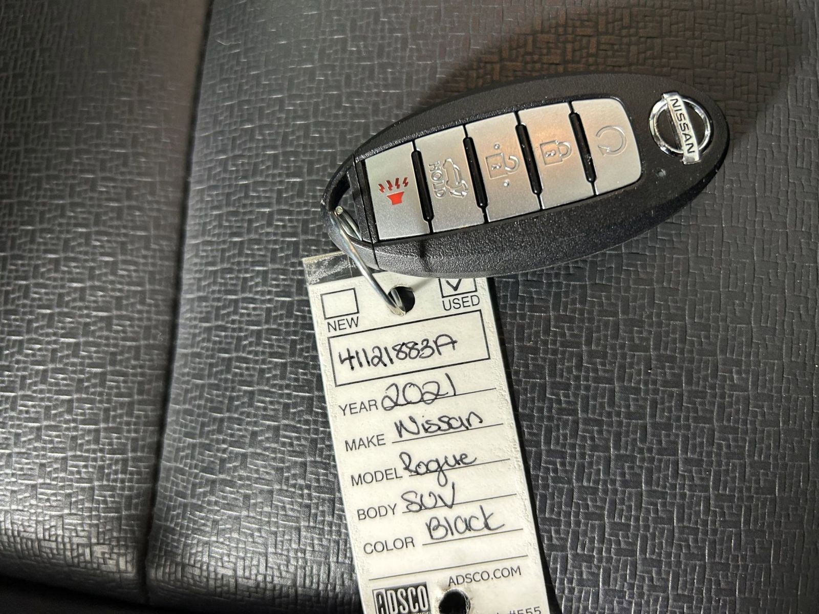 Certified 2021 Nissan Rogue SV w/ Premium Package image 4