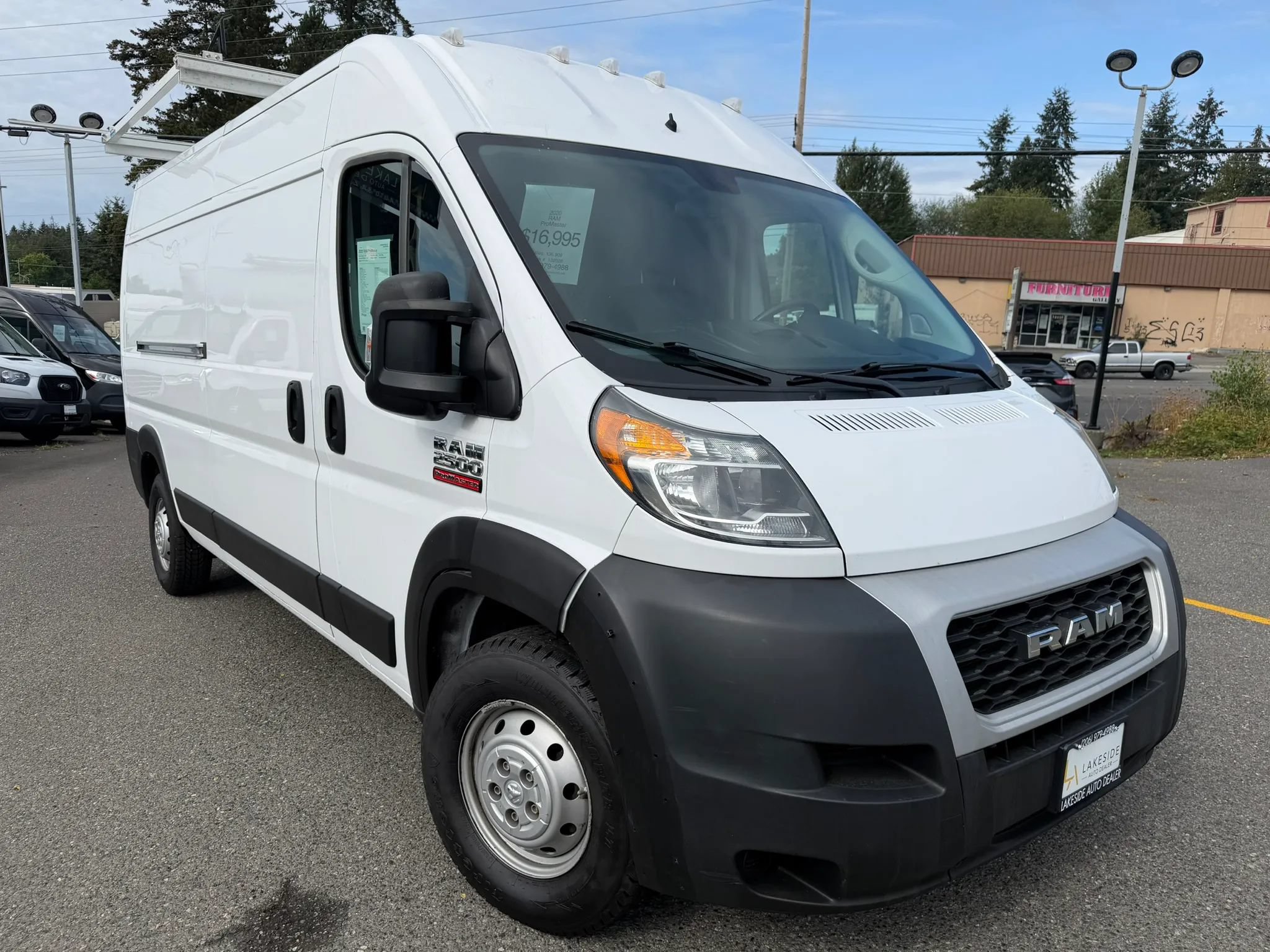 Used 2020 RAM ProMaster 2500 FWD image 3