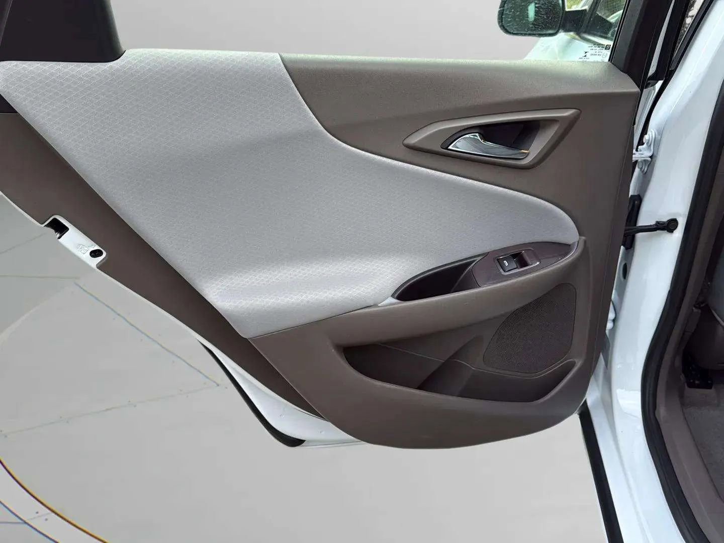 Used 2022 Chevrolet Malibu LT image 16