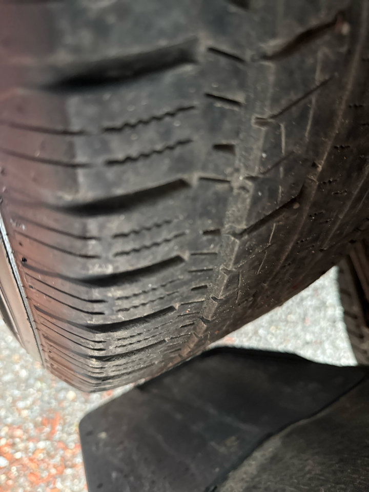 Used 2016 GMC Canyon SLE w/ SLE Convenience Package image 5