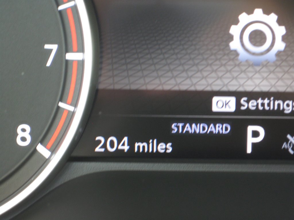 Used 2026 Nissan Rogue SV FWD image 9
