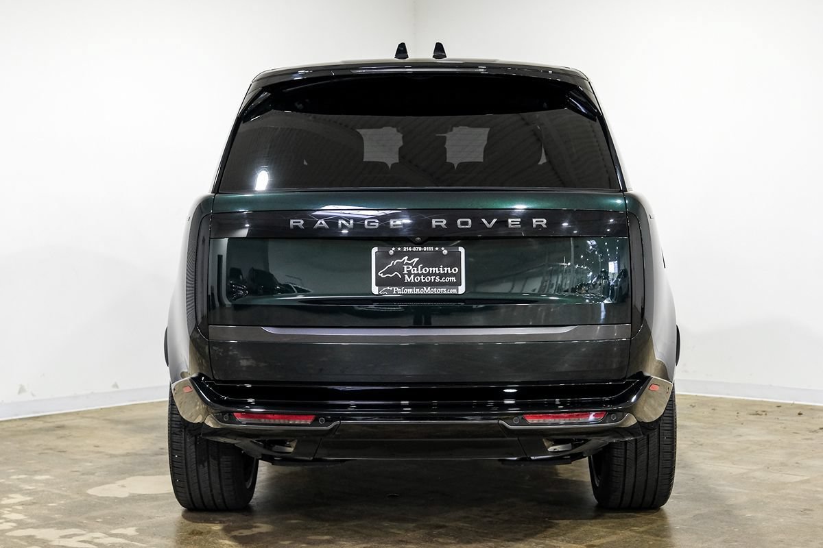 Used 2025 Land Rover Range Rover Long Wheelbase SE AWD/4WD image 9