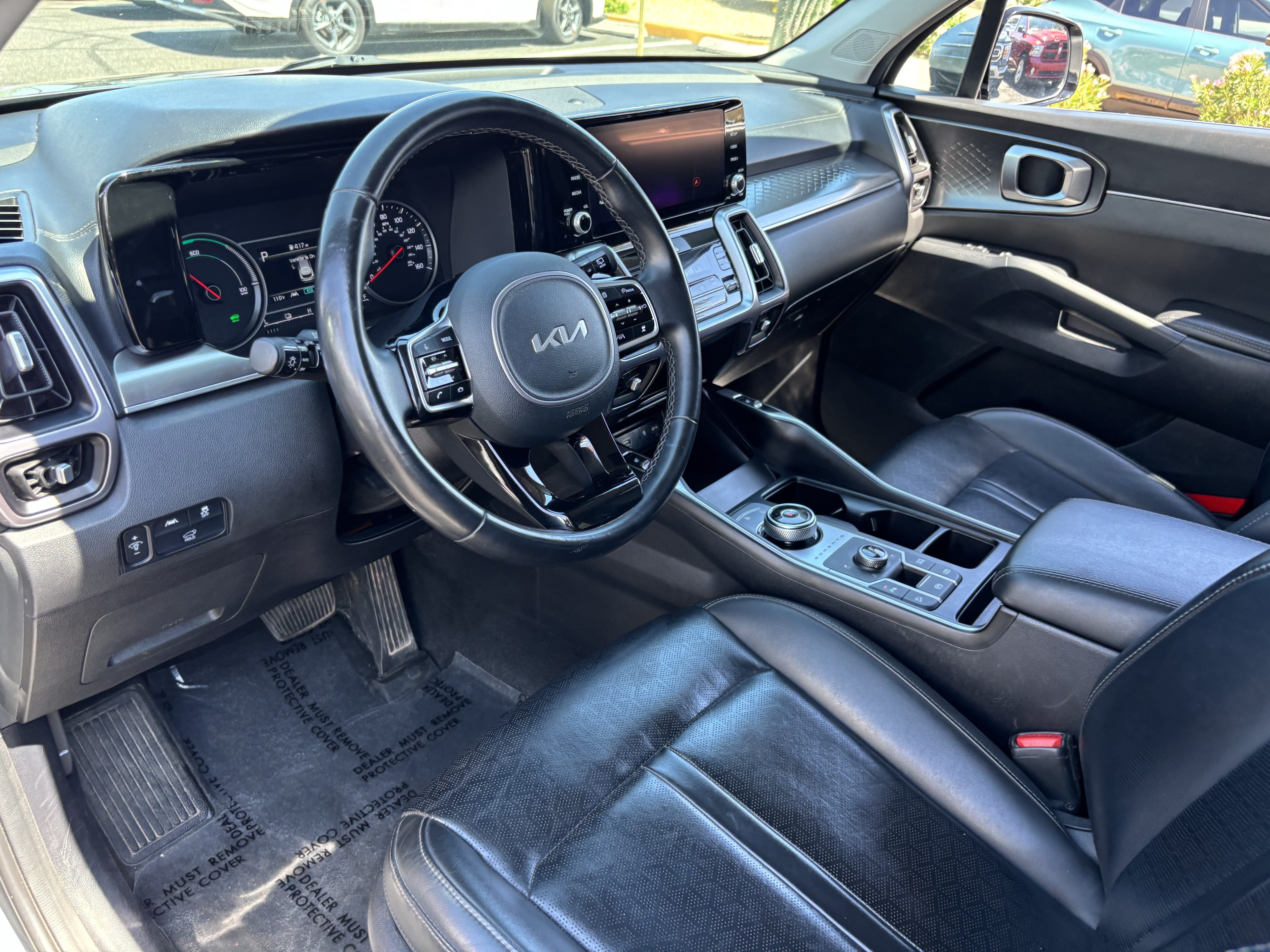 Certified 2023 Kia Sorento EX AWD/4WD image 16