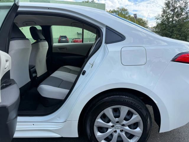 Used 2023 Toyota Corolla LE image 21