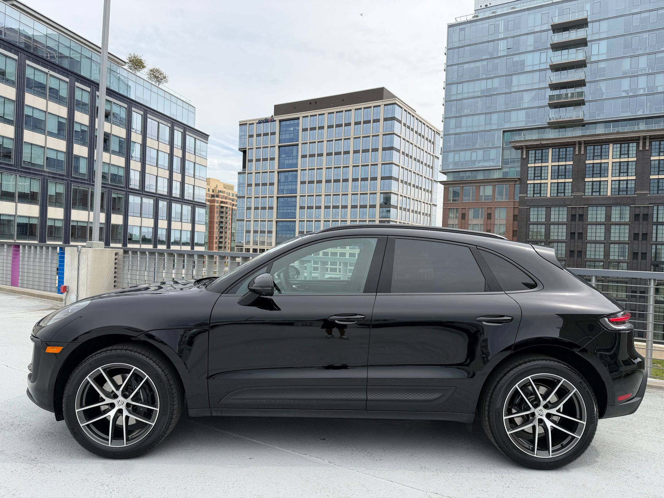 Certified 2026 Porsche Macan image 2