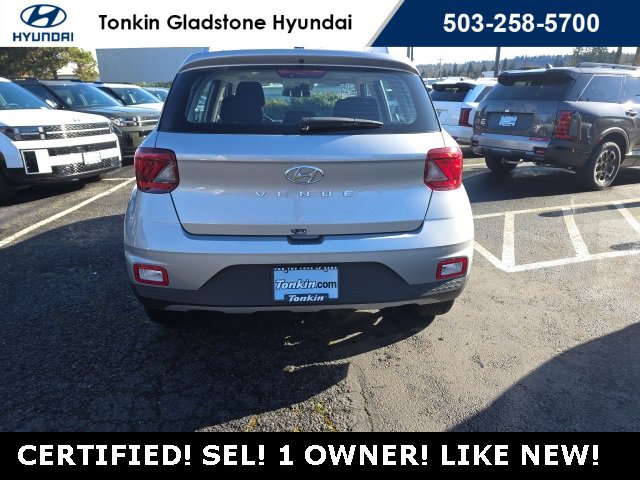 Certified 2025 Hyundai Venue SEL image 6