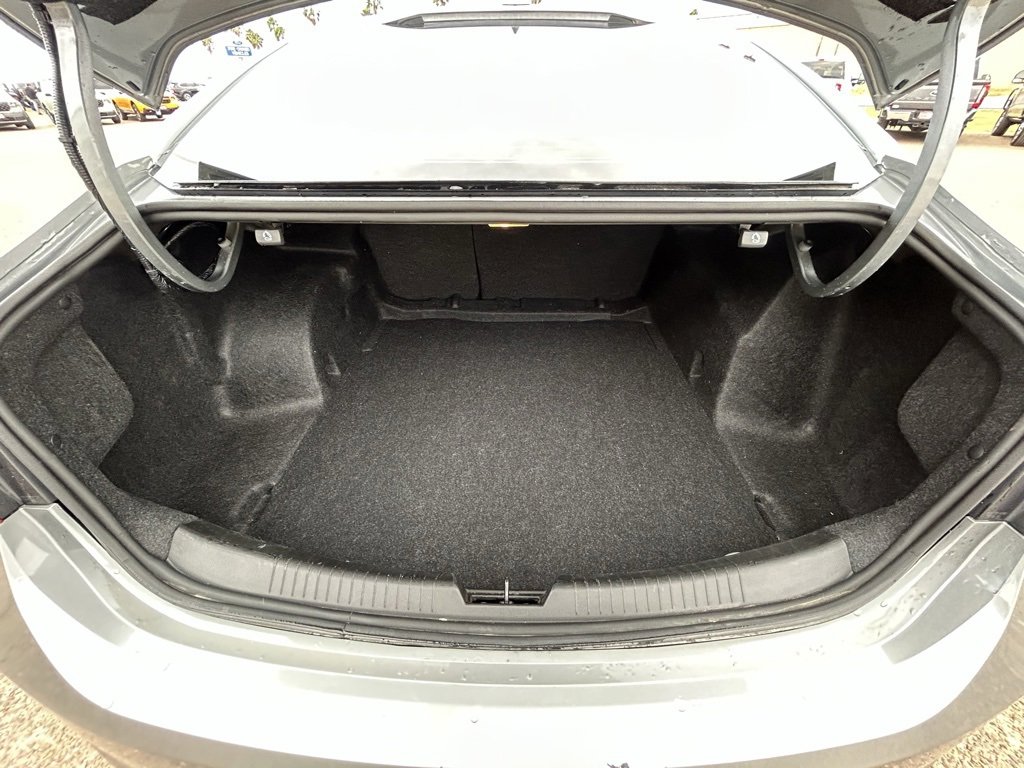 Used 2024 Chevrolet Malibu RS w/ LPO, Floor Liner Package image 24