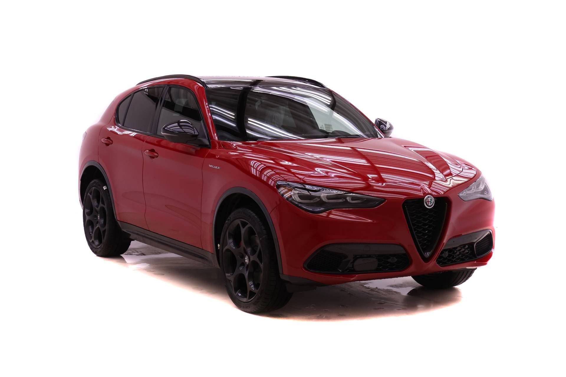 New 2026 Alfa Romeo Stelvio Sprint w/ Convenience Package image 2