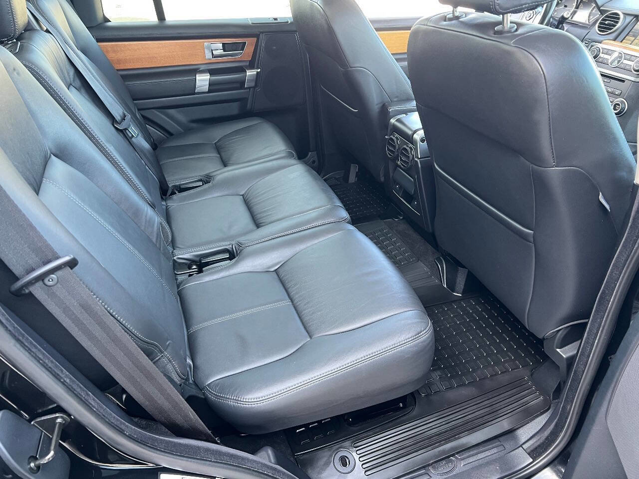 Used 2014 Land Rover LR4 HSE LUX image 18