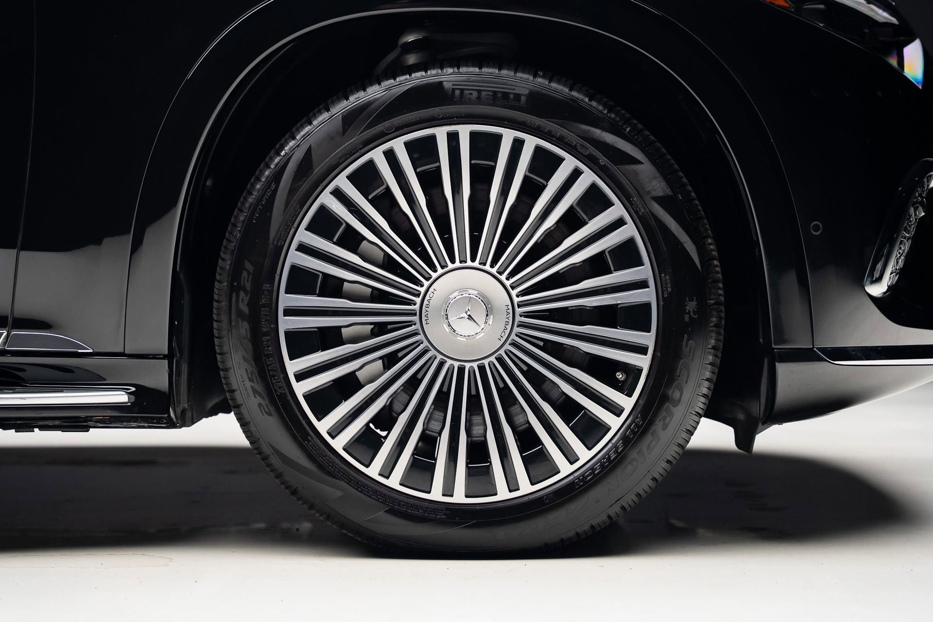 Used 2024 Mercedes-Benz Maybach EQS 680 4MATIC image 41