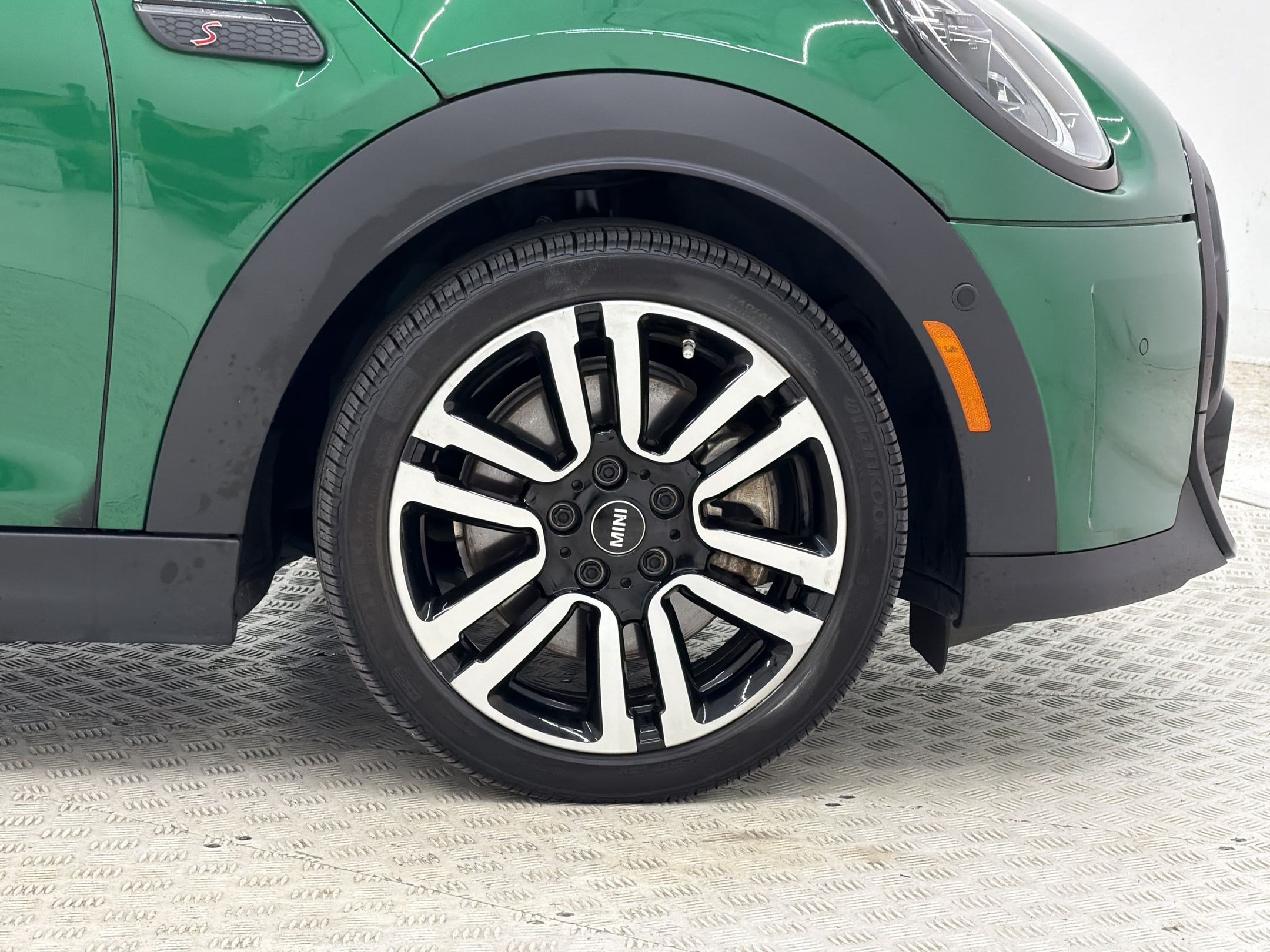 Used 2024 MINI Cooper S FWD image 13