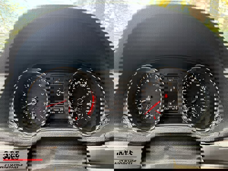 Used 2017 Volkswagen Passat 1.8T R-Line image 15