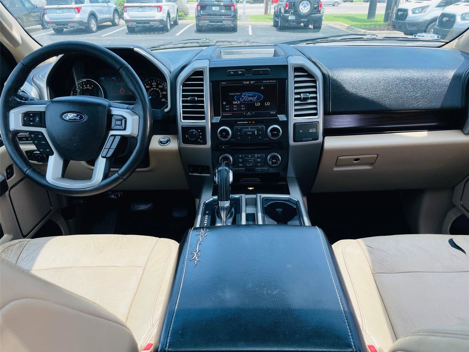 Used 2015 Ford F150 Lariat w/ Equipment Group 501A Mid AWD/4WD image 28