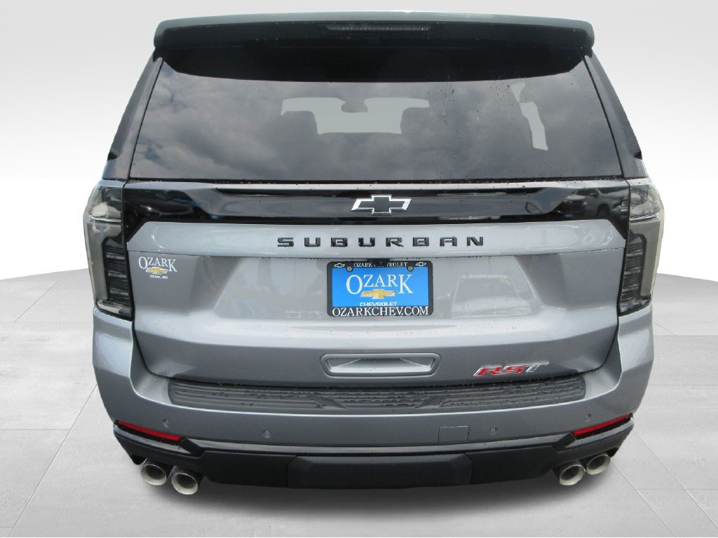 New 2026 Chevrolet Suburban RST w/ RST Capability Package AWD/4WD image 5