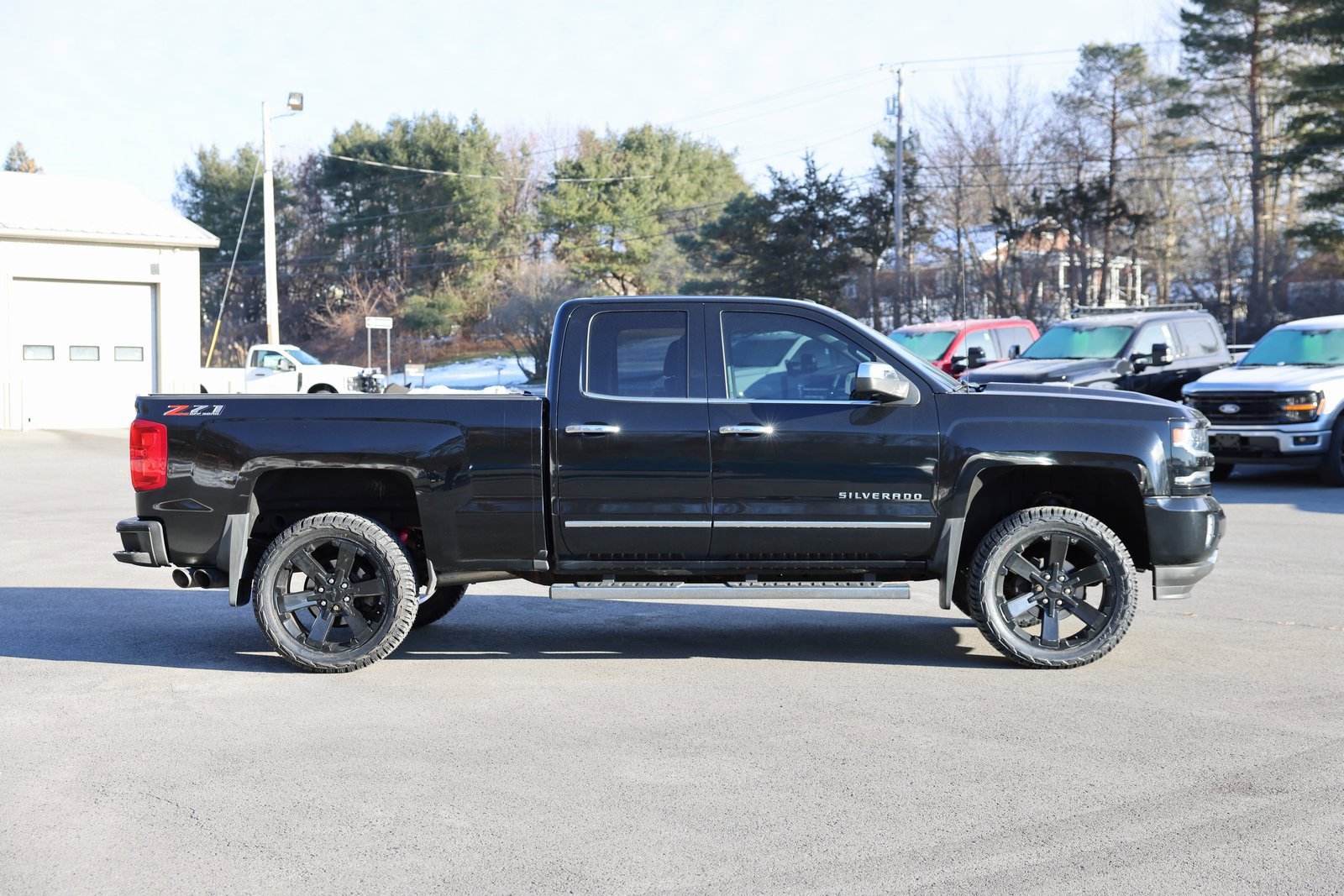 Used 2018 Chevrolet Silverado 1500 LTZ Z71 w/ LTZ Plus Package image 4