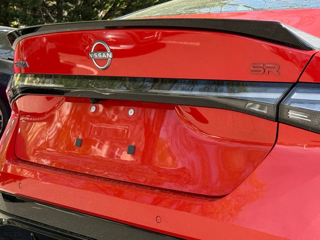 New 2026 Nissan Sentra SR w/ SR Premium Package FWD image 7