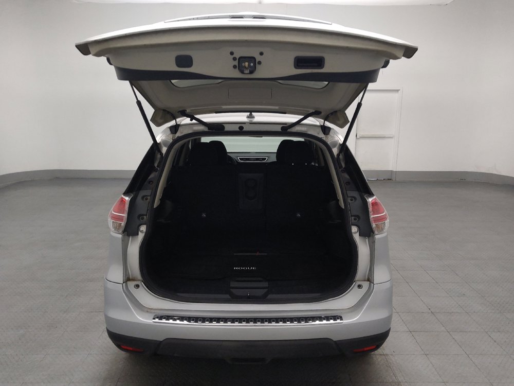 Used 2016 Nissan Rogue S FWD image 29