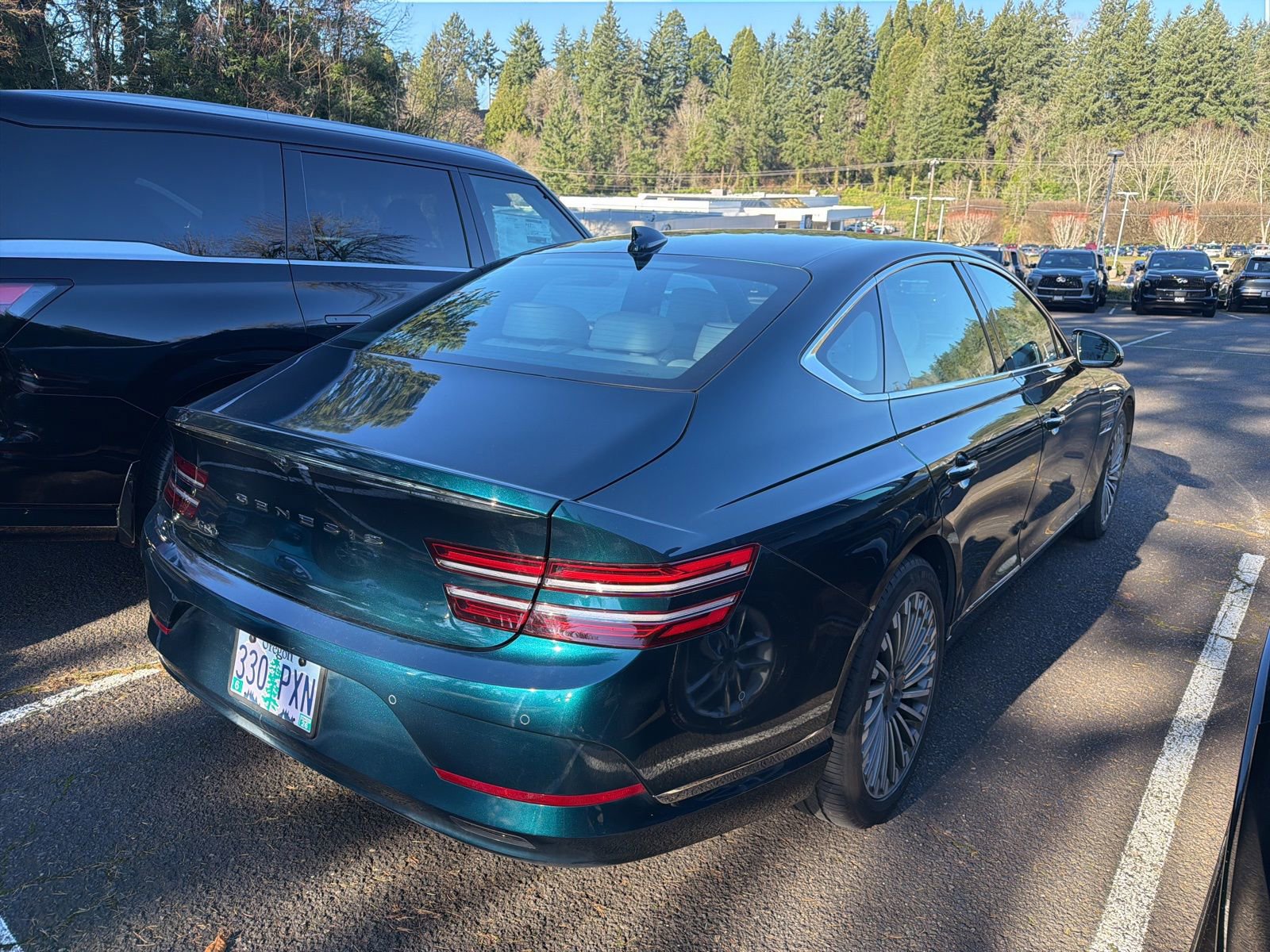 Used 2023 Genesis G80 image 4