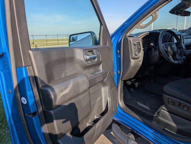 Used 2024 Chevrolet Silverado 1500 Custom w/ Turbomax Blackout Package image 13