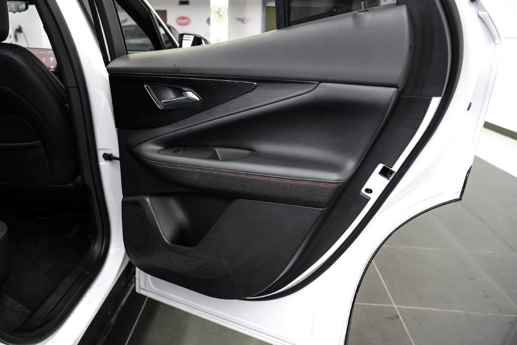Used 2024 Chevrolet Blazer EV RS AWD/4WD image 44