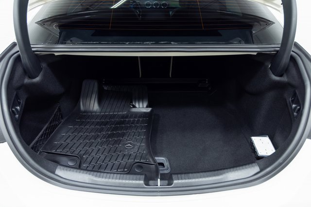 Used 2024 Mercedes-Benz C 300 4MATIC Sedan image 11