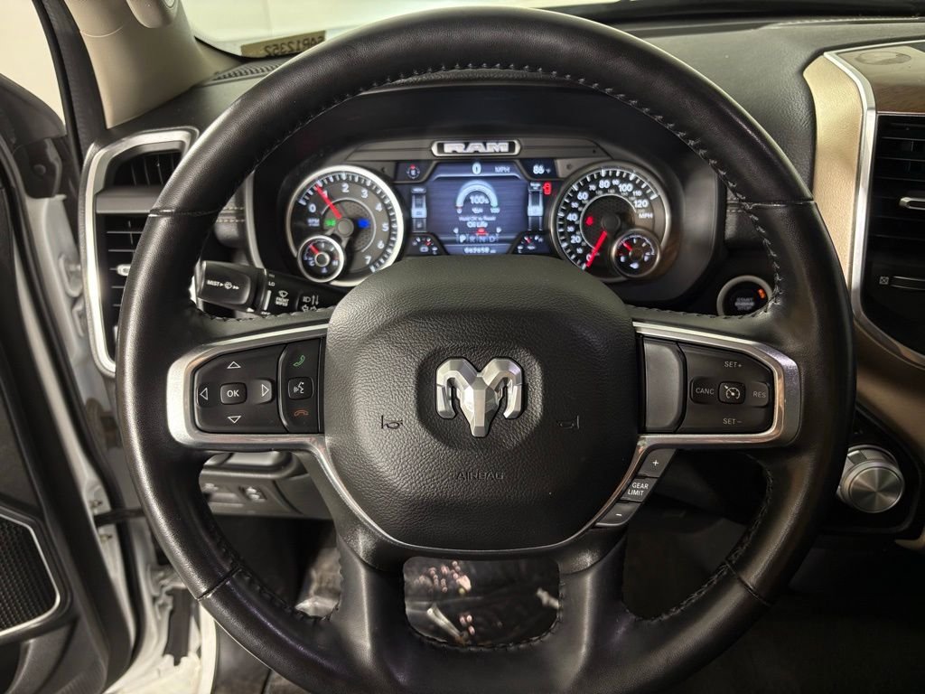 Used 2022 RAM 1500 Laramie AWD/4WD image 19