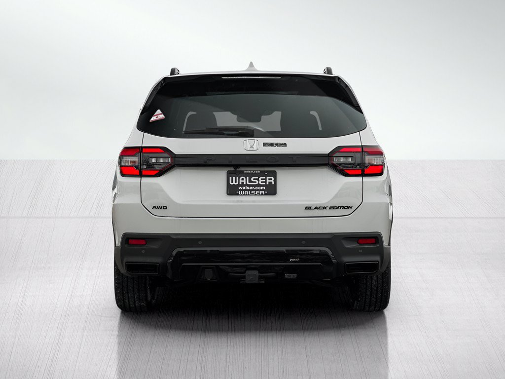 New 2026 Honda Pilot Black Edition image 5