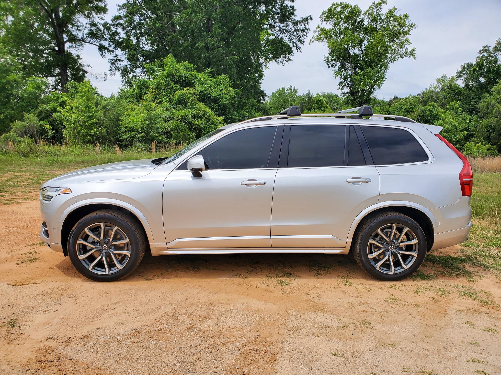 Used 2019 Volvo XC90 T5 Momentum w/ Advanced Package FWD image 6