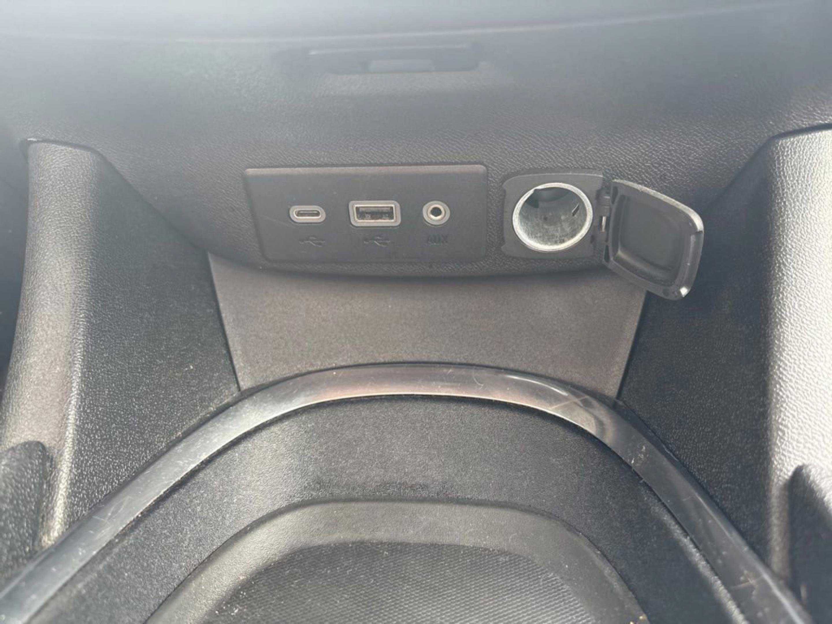 Used 2021 Chevrolet Malibu LT FWD image 14