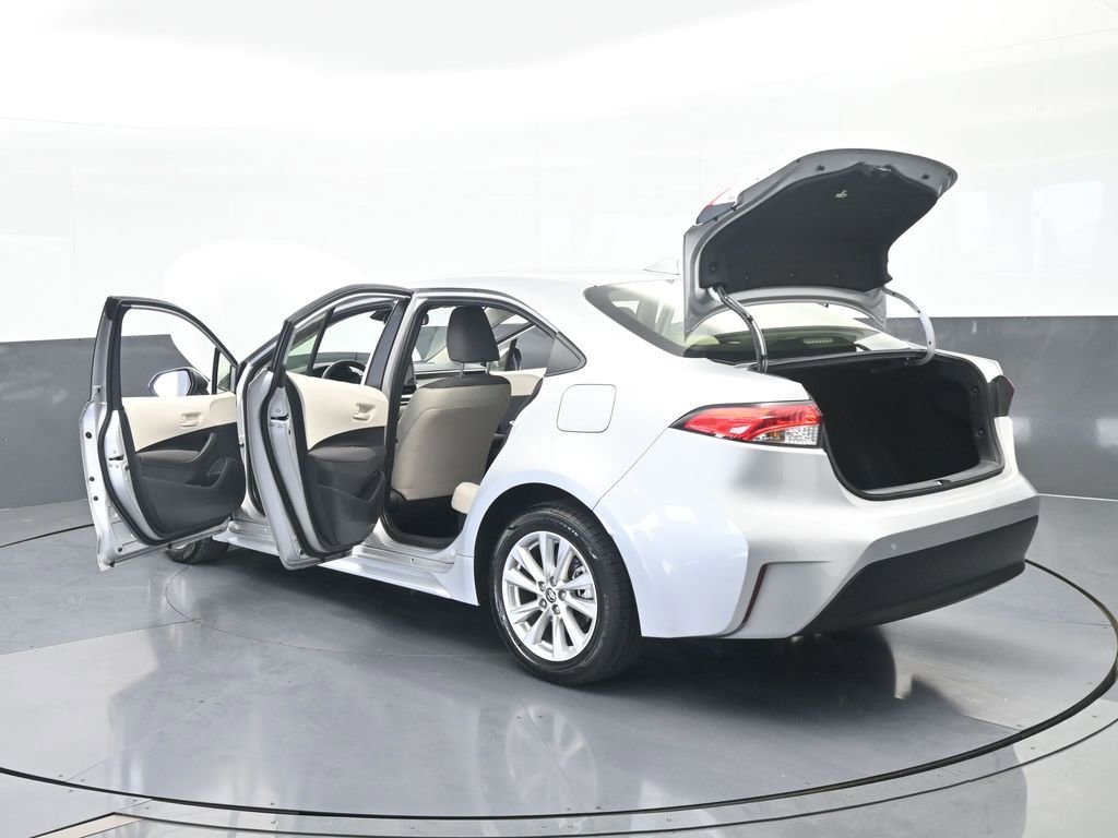 Used 2024 Toyota Corolla LE w/ LE Convenience Package image 64