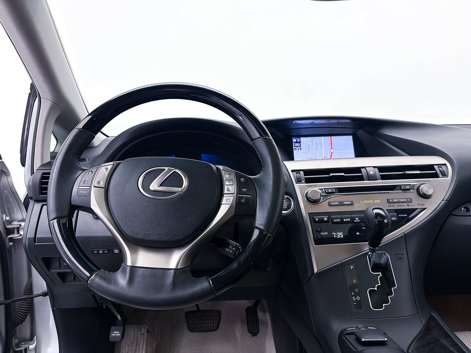 Used 2014 Lexus RX 350 FWD w/ Navigation Package image 4