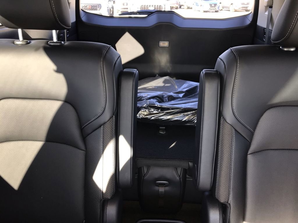 New 2026 Nissan Pathfinder SL w/ SL Premium Package AWD/4WD image 23